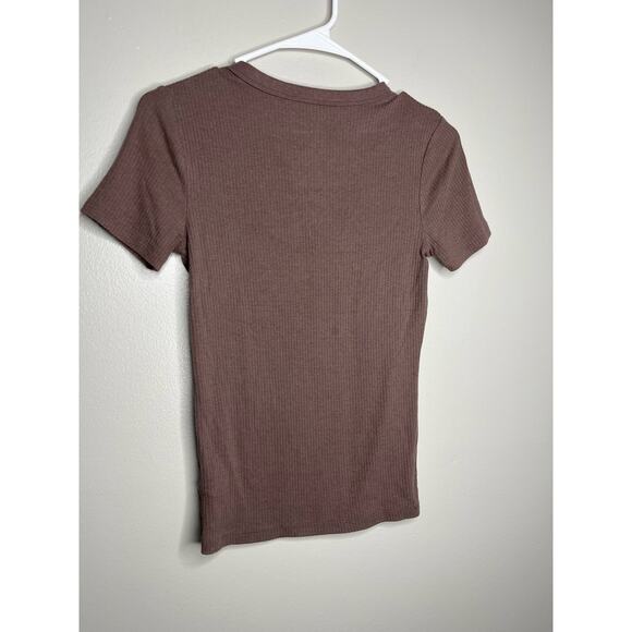 A New Day Brown Ribbed Scoop Neck Neutral Basic Womens Tee Shirt Size XS - Picture 2 of 3